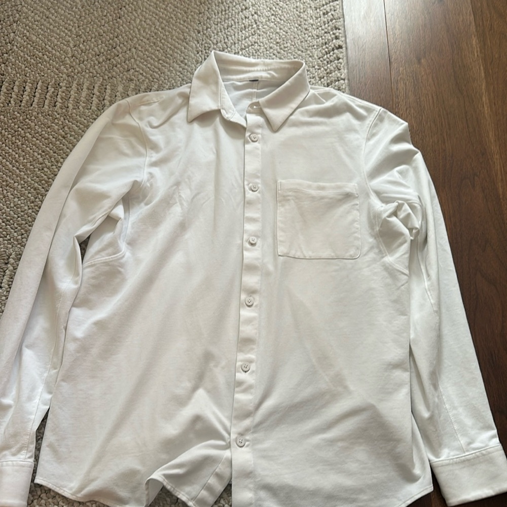 Lululemon men’s work shirt